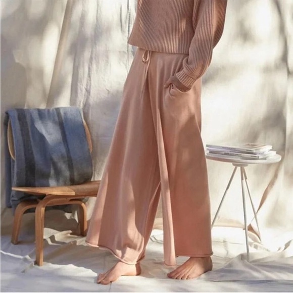 NEW LUNYA M COZY COTTON SILK RELAXED PANT IN NUTMEG - Picture 5 of 7